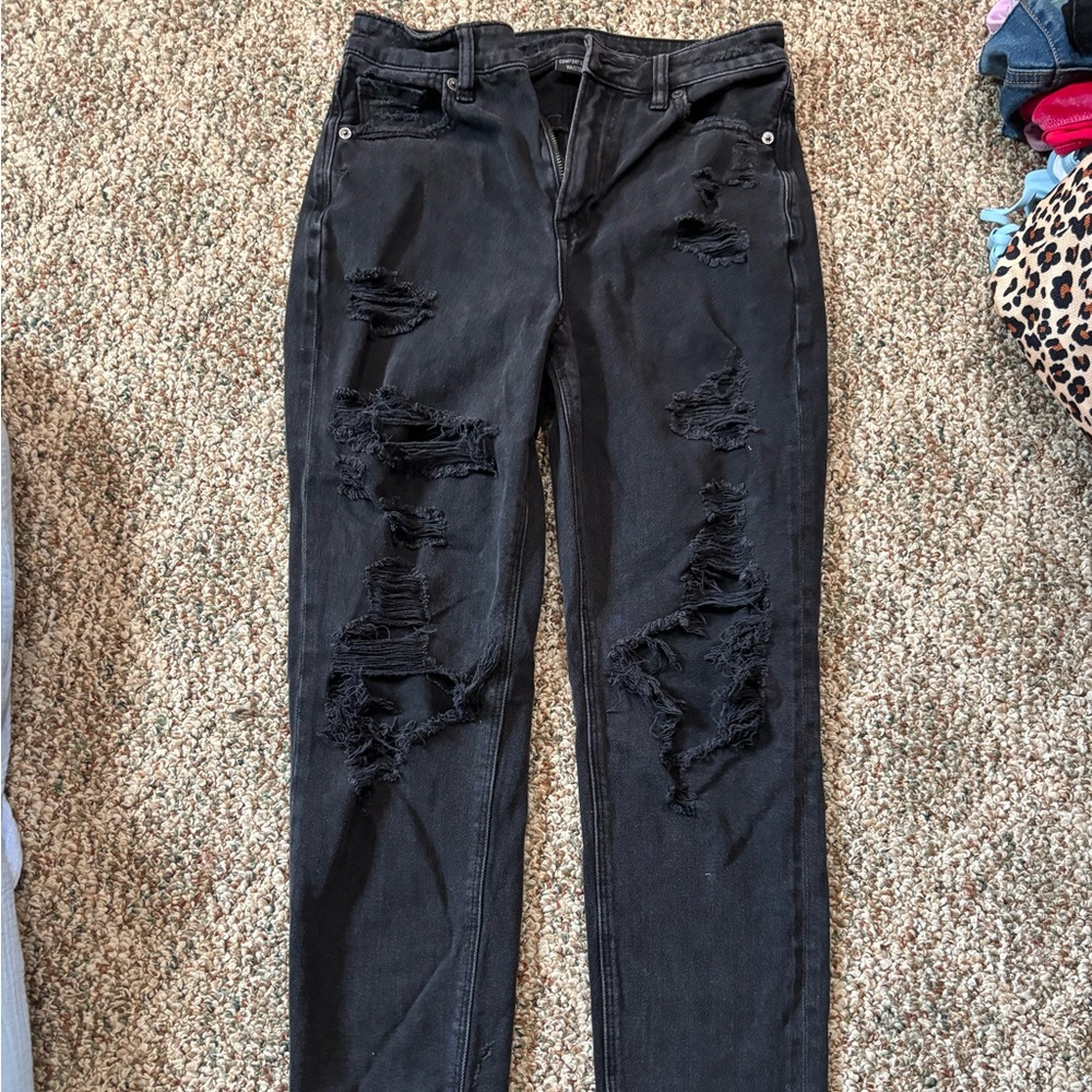 American Eagle Outfitters Black mom Jeans Distressed